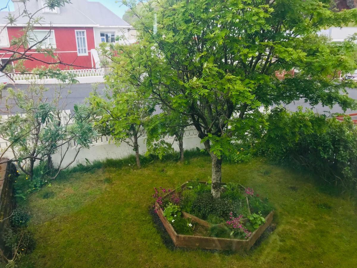 Guesthouse Arny Västmannaöarna Exteriör bild
